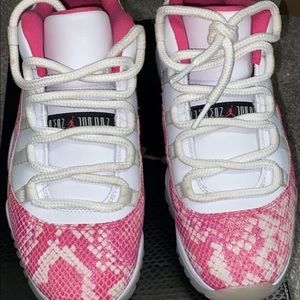 Women’s air jordan 11 retro low
